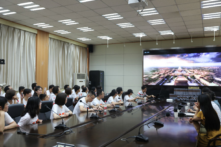 2009届校友座谈会2.JPG